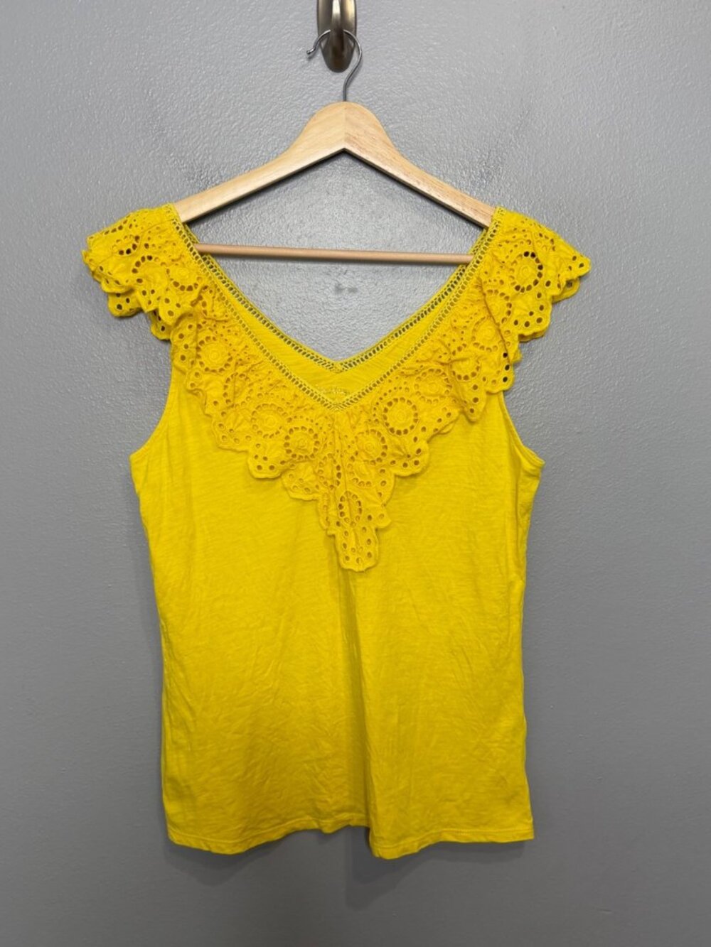 LILLY PULITZER plaza top in yellow size M - Picture 2 of 6